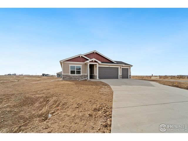 450 Buckboard Dr, Hudson, CO 80642