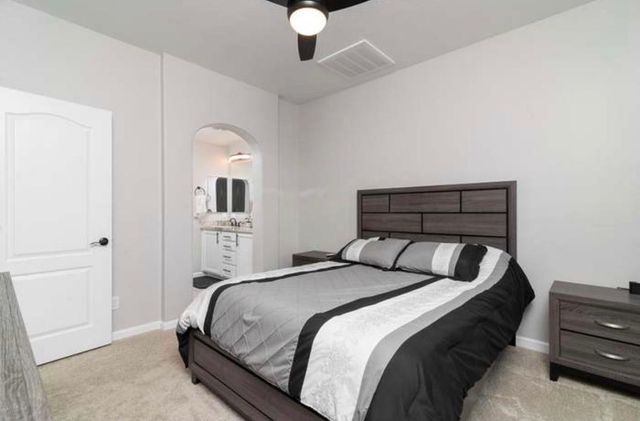 2726 S Equestrian Drive Unit 101, Gilbert, AZ 85295