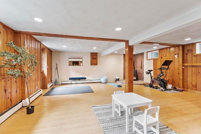 283 Florence Ave, Arlington, MA 02476