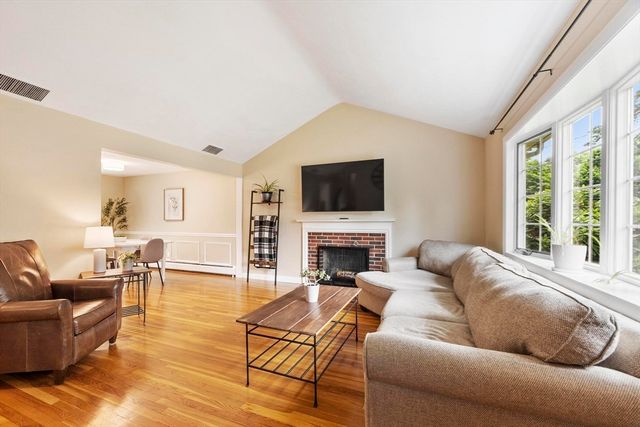 283 Florence Ave, Arlington, MA 02476