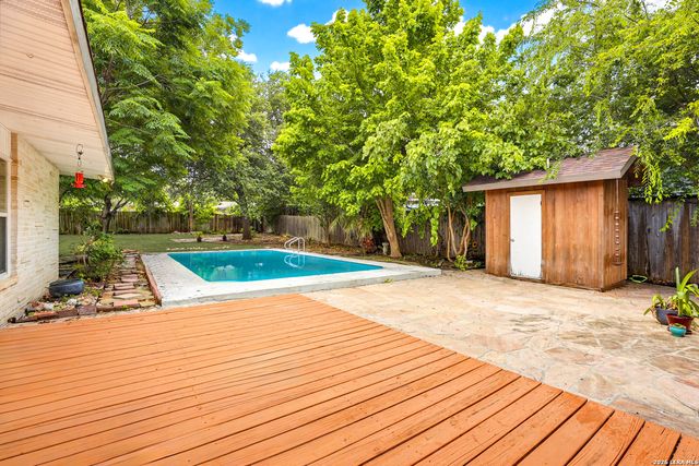 2110 Flamingo, San Antonio, TX 78209