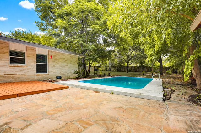 2110 Flamingo, San Antonio, TX 78209