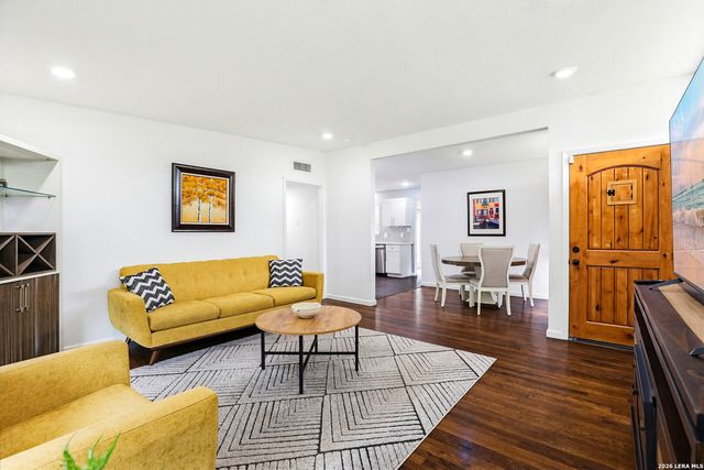 2110 Flamingo, San Antonio, TX 78209