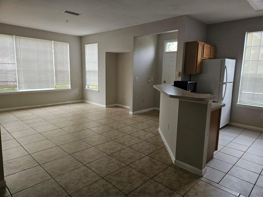 Image 3 of property listing at 9005 LEE VISTA BOULEVARD 1803, Orlando, FL 32829