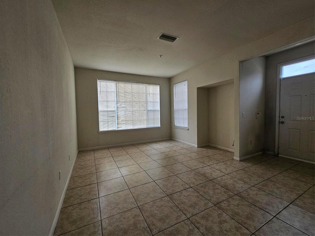 Image 4 of property listing at 9005 LEE VISTA BOULEVARD 1803, Orlando, FL 32829