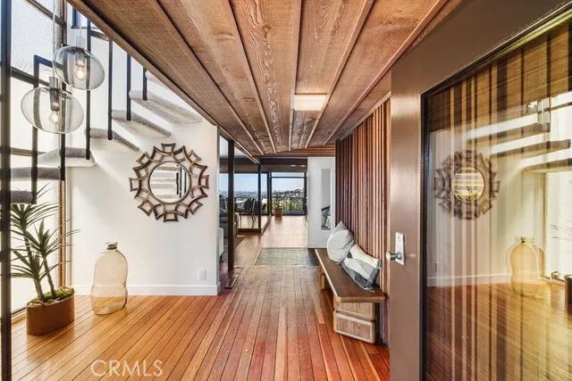 10951 Hunting Horn Drive, North Tustin, CA 92705