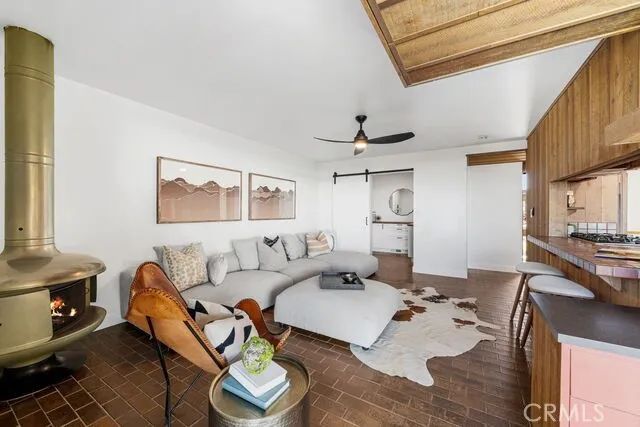 10951 Hunting Horn Drive, North Tustin, CA 92705