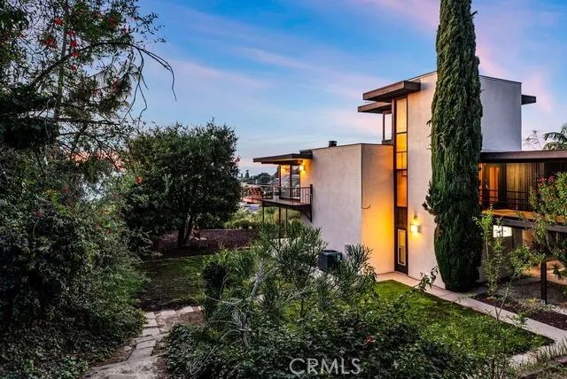 10951 Hunting Horn Drive, North Tustin, CA 92705