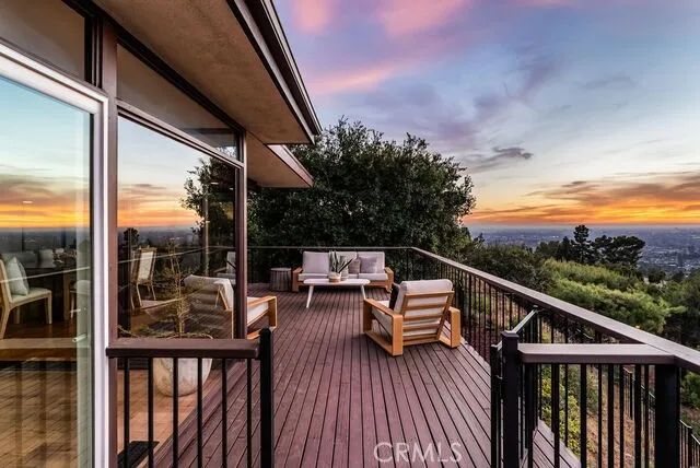 10951 Hunting Horn Drive, North Tustin, CA 92705