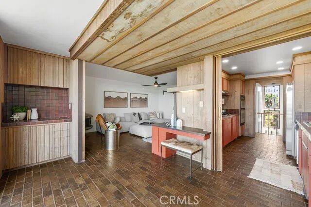 10951 Hunting Horn Drive, North Tustin, CA 92705