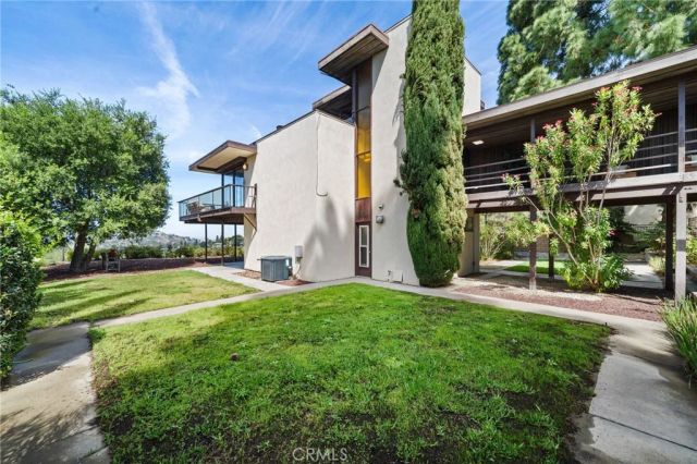 10951 Hunting Horn Drive, North Tustin, CA 92705