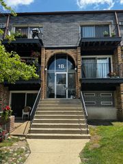 1B E Dundee Quarter Drive 102, Palatine, IL 60074