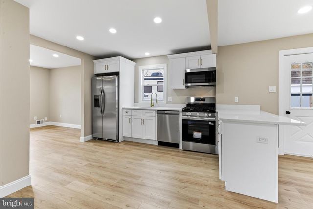 170 S DENNIS DR, Clayton, NJ 08312