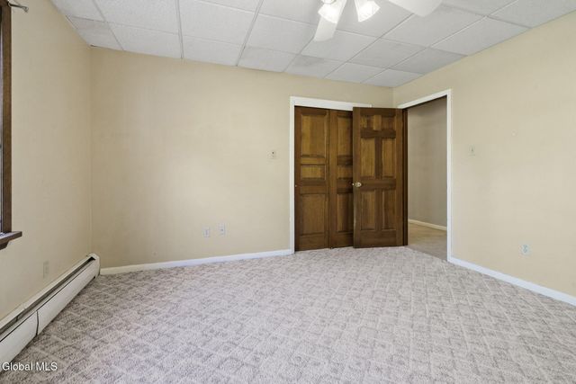 5 Mara Drive, North Greenbush, NY 12144