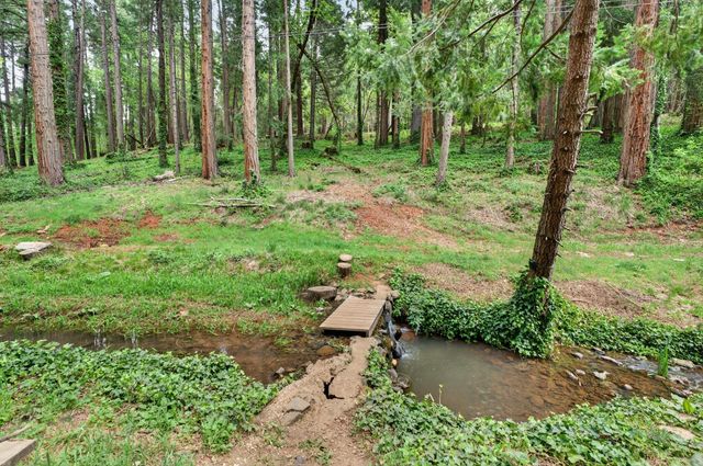 13940 Lower Colfax Rd, Grass Valley, CA 95945