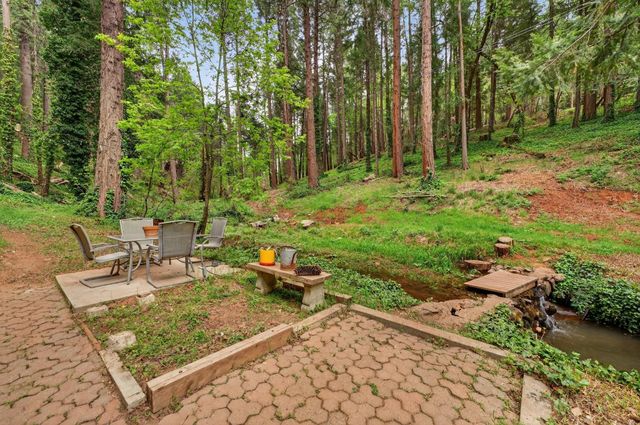 13940 Lower Colfax Rd, Grass Valley, CA 95945