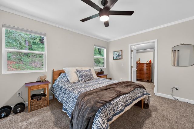 13940 Lower Colfax Rd, Grass Valley, CA 95945