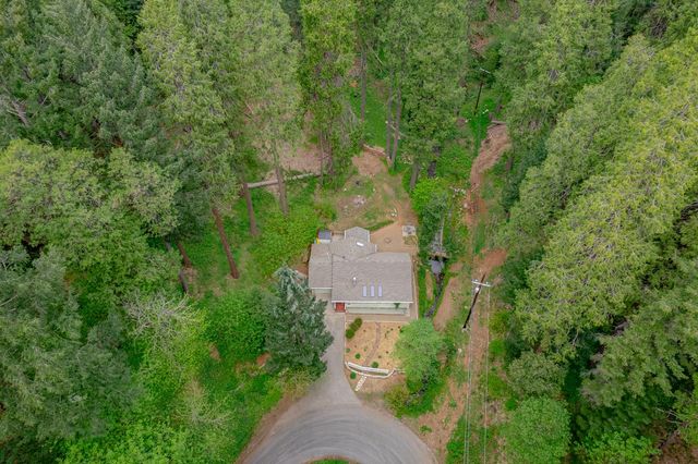 13940 Lower Colfax Rd, Grass Valley, CA 95945