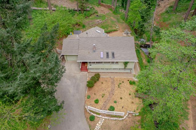 13940 Lower Colfax Rd, Grass Valley, CA 95945