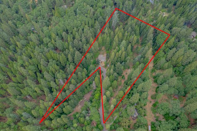 13940 Lower Colfax Rd, Grass Valley, CA 95945