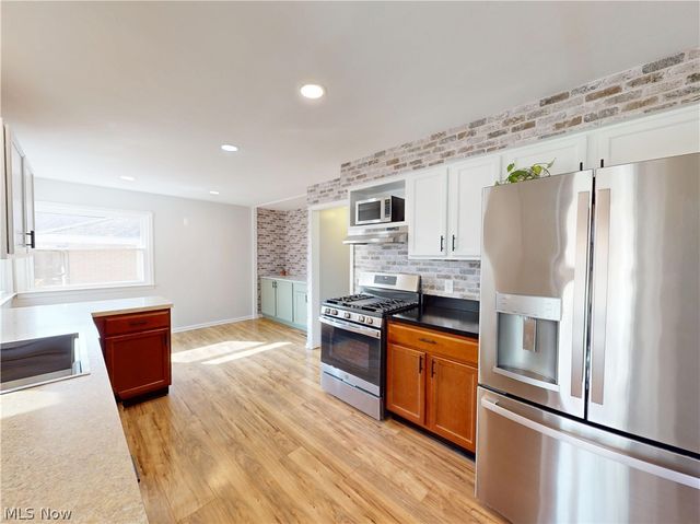 4503 Clague Road, North Olmsted, OH 44070