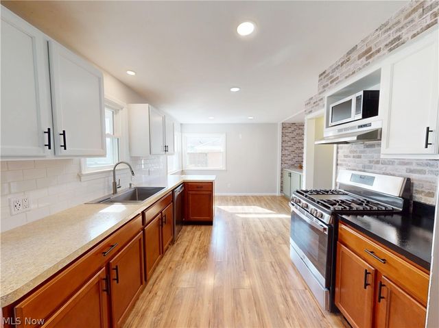 4503 Clague Road, North Olmsted, OH 44070