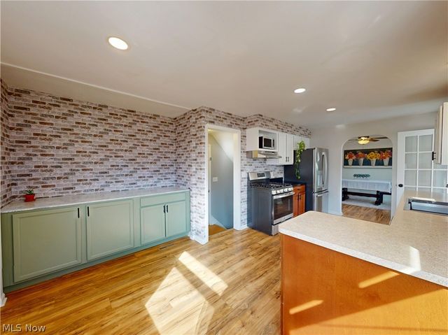 4503 Clague Road, North Olmsted, OH 44070