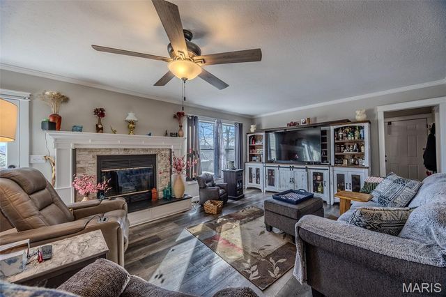 206 Lafayette Circle, Waynesville, MO 65583