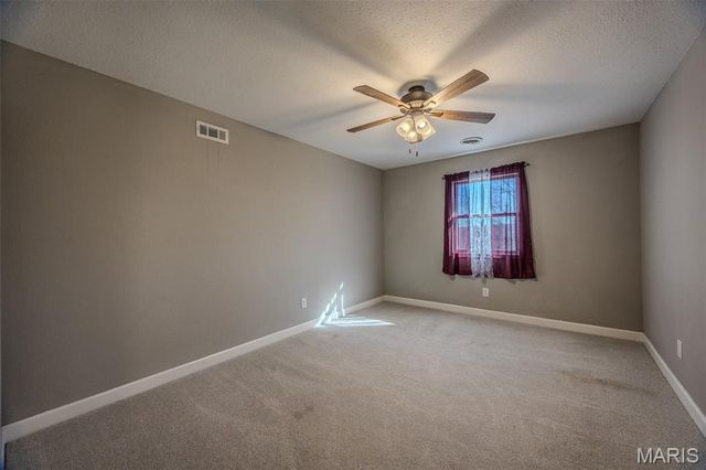 206 Lafayette Circle, Waynesville, MO 65583