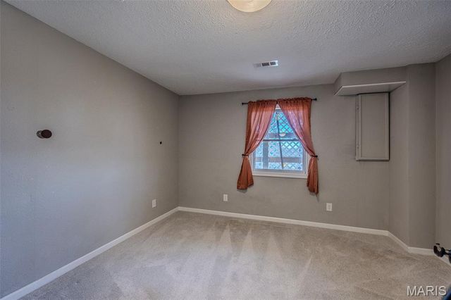 206 Lafayette Circle, Waynesville, MO 65583