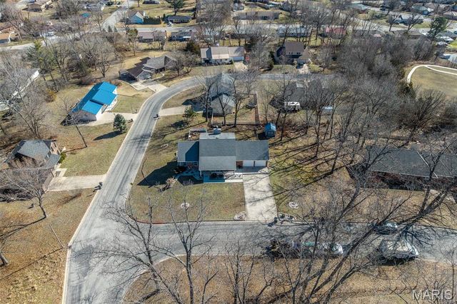 206 Lafayette Circle, Waynesville, MO 65583