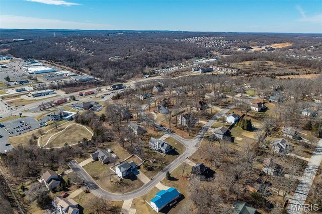 206 Lafayette Circle, Waynesville, MO 65583