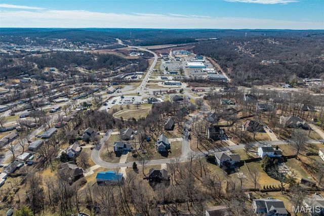 206 Lafayette Circle, Waynesville, MO 65583