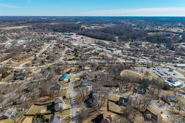 206 Lafayette Circle, Waynesville, MO 65583