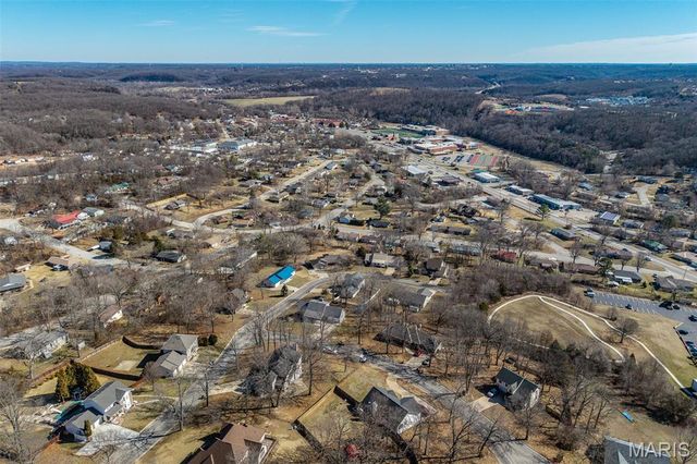 206 Lafayette Circle, Waynesville, MO 65583