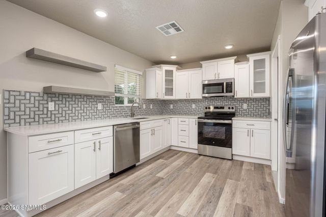 2702 Claude Dove Drive, Las Cruces, NM 88011