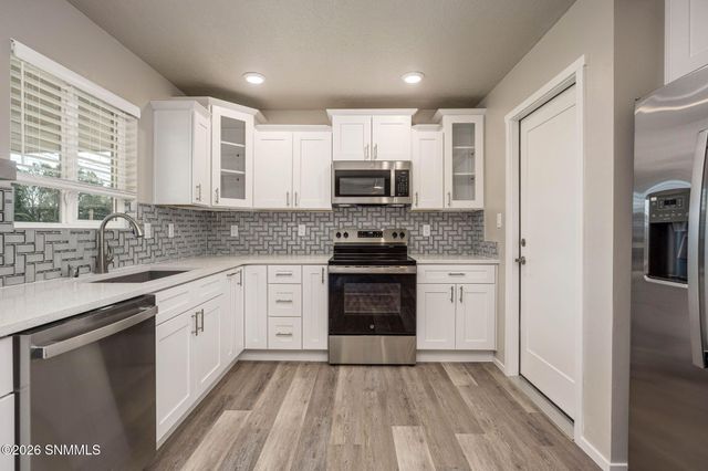 2702 Claude Dove Drive, Las Cruces, NM 88011