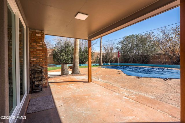 2702 Claude Dove Drive, Las Cruces, NM 88011