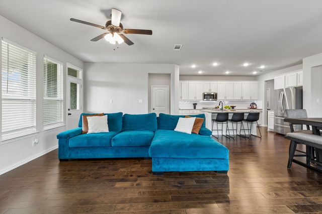 2001 Gill Star Drive, Haslet, TX 76052