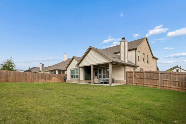 2001 Gill Star Drive, Haslet, TX 76052