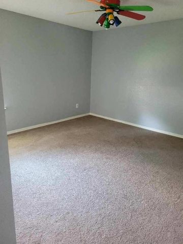 4902 Landrun Lane, Arlington, TX 76017