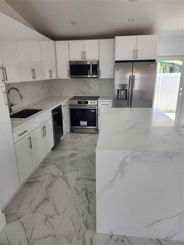 4213 SW 137th Ct 4213, Miami, FL 33175