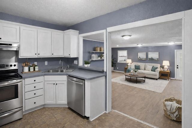 706 CHARLESTON ST, Somerville, TN 38068