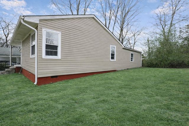 706 CHARLESTON ST, Somerville, TN 38068