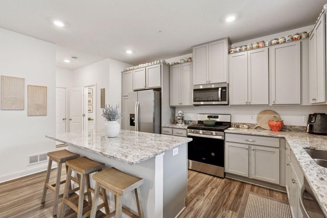 11121 Balsam Pointe Trail, Dayton, MN 55327