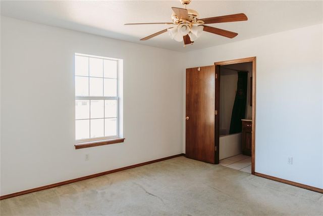223 W 4th Street, Chandler, OK 74834