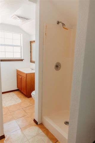 223 W 4th Street, Chandler, OK 74834