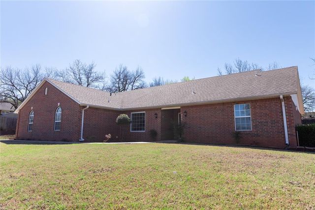 223 W 4th Street, Chandler, OK 74834