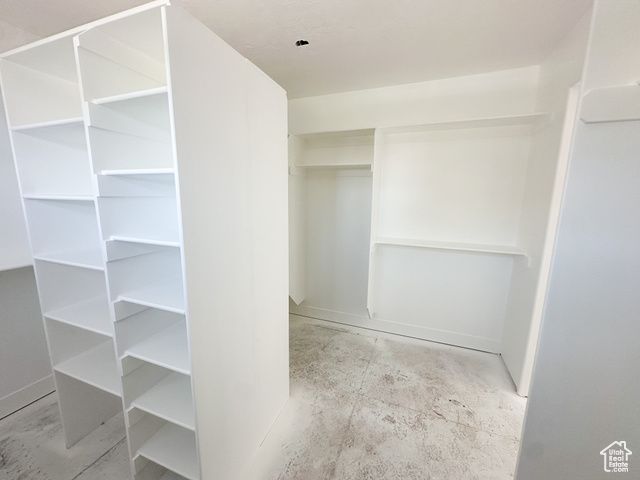 554 W COTTLE LN, Farmington, UT 84025