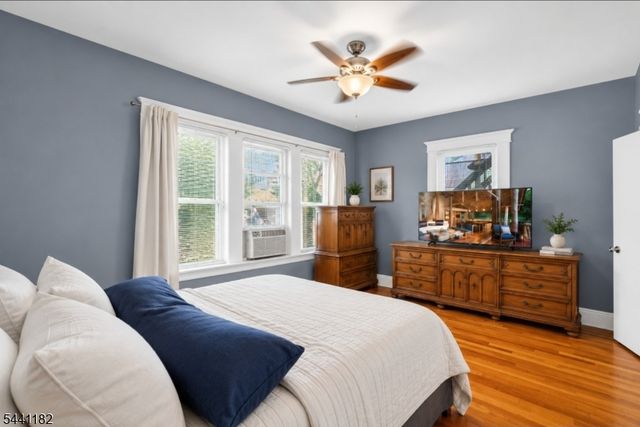 156 Valley Rd, Clifton City, NJ 07013